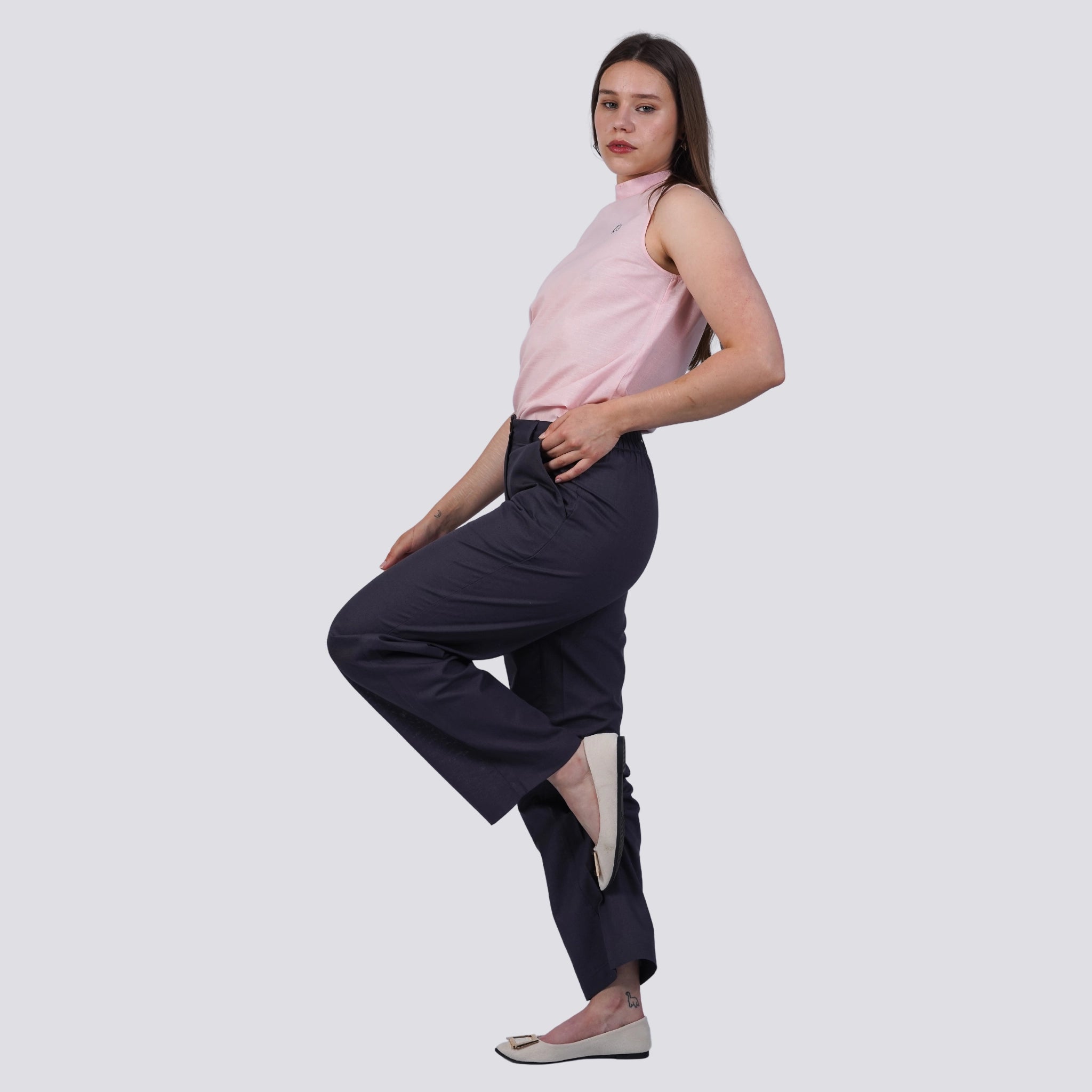 Sustainable Grey Trousers for Women